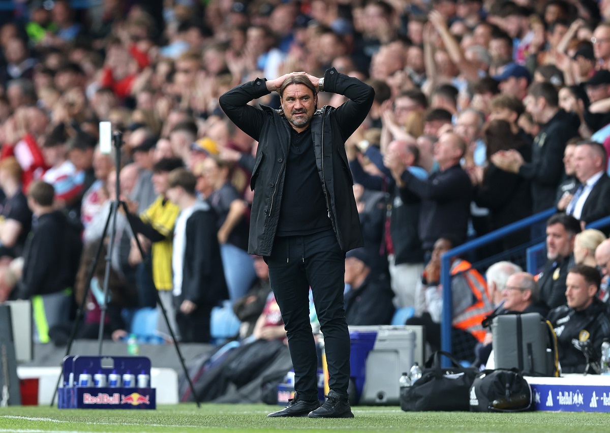 LEEDS, ENGLAND - SEPTEMBER 14: Daniel Farke, Manager of Leeds United, reacts during the Sky Bet Championship match between Leeds United FC and Burnley FC at Elland Road on September 14, 2024 in Leeds, England.